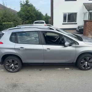 2015 Peugeot 2008 1.2 PureTech Active 5dr HATCHBACK Petrol Manual - Image 2