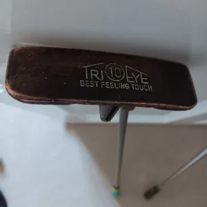 Two putters, £20 each - Image 7