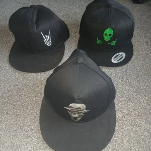 3x Mens Skull Snapback Hats like new worn once