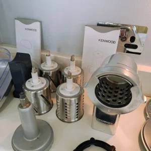 New Kenwood Titanium Food Processor with assessories - Image 5