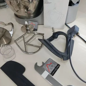 New Kenwood Titanium Food Processor with assessories - Image 7