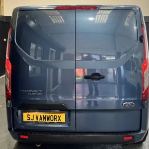 2018 Ford Transit Custom 2.0 300 TREND P/V L1 H1 Manual Panel Van Diesel Manual - Image 4