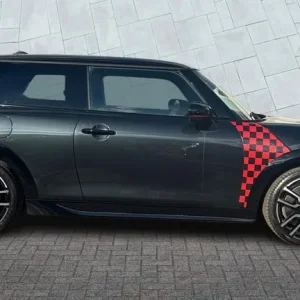 2025 MINI Cooper 2.0 S Sport 3dr Auto HATCHBACK PETROL Automatic - Image 3