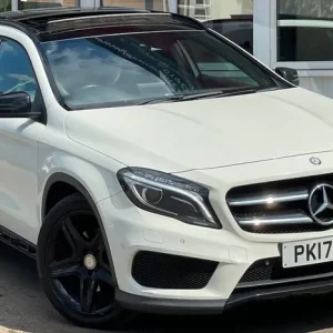 2017 Mercedes-Benz GLA 2.0 AMG Line (Premium Plus) SUV 5dr Petrol 7G-DCT 4MATIC Euro 6 (s/s) (211... - Image 3