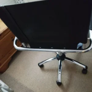 Black office/Desk Chair in Black/Chrome - Image 4