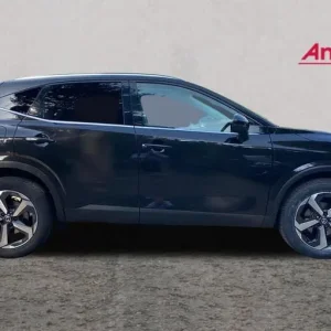 2022 Nissan Qashqai 1.3 DiG-T MH Premiere Edition 5dr MANUAL Hatchback Petrol Manual - Image 2