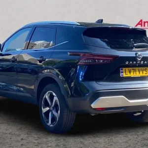 2022 Nissan Qashqai 1.3 DiG-T MH Premiere Edition 5dr MANUAL Hatchback Petrol Manual - Image 5