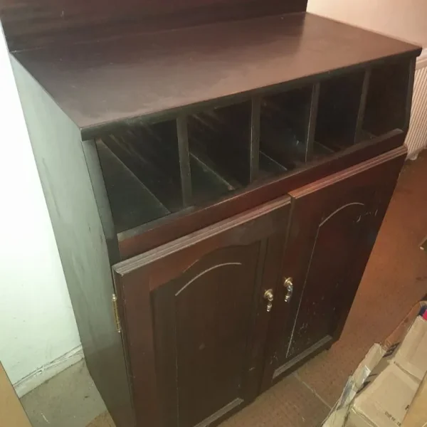 Hospitality Condiment/Cutlery Station/Cupboard (Cafe_RestaurNt/Pub)