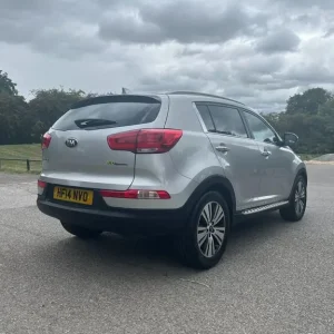 2014 Kia Sportage 1.7 CRDi EcoDynamics 3 2WD Euro 5 (s/s) 5dr SUV Diesel Manual - Image 3