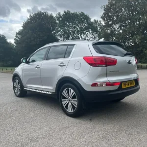 2014 Kia Sportage 1.7 CRDi EcoDynamics 3 2WD Euro 5 (s/s) 5dr SUV Diesel Manual - Image 5