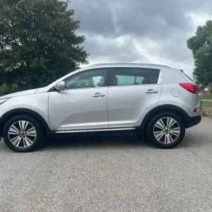 2014 Kia Sportage 1.7 CRDi EcoDynamics 3 2WD Euro 5 (s/s) 5dr SUV Diesel Manual - Image 6