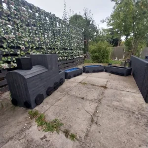 Train planter - Image 5