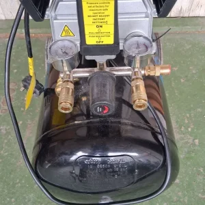 SGS Air compressor. 9.6CFM on a 50 litre tank. 2.5HP, 230 volt single phase. - Image 3