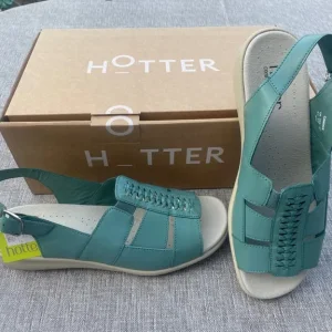 Women’s Hotter sandals size 6 1/2 new