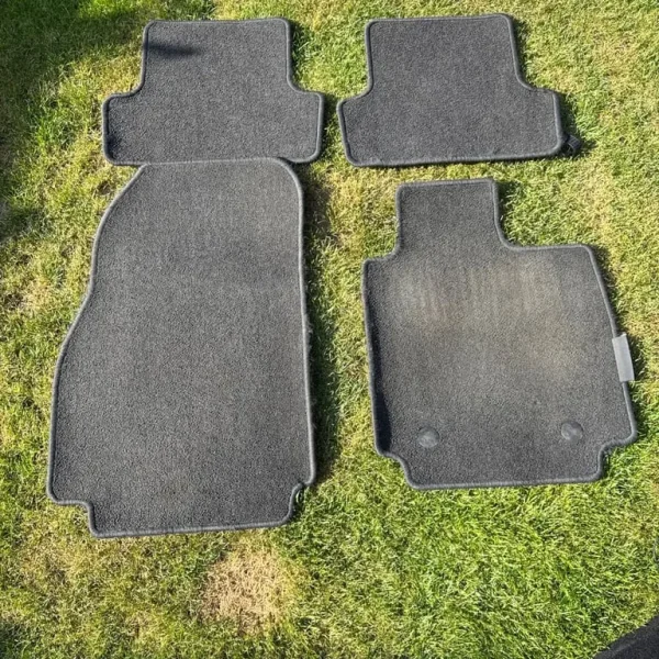 GENUINE RENAULT CLIO MK5 2019-2025 VELOUR CARPET FLOOR MATS SET