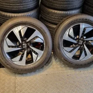 Honda CRV Genuine 18 alloy wheels + 4 x tyres 225 60 18