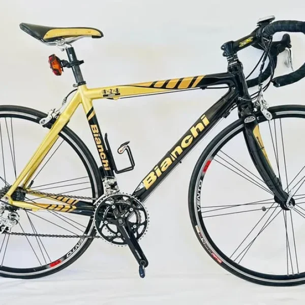BIANCHI 928 Carbon Size/M Campagnolo Groupset Road Bike WARRANTY