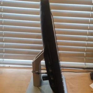 Dell pc All in 1 pc good condition, used only as a back up Windows 10 - Image 2