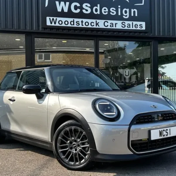 2024 MINI Hatch 2.0S Classic Hatchback 3dr Petrol Steptronic Euro 6 (s/s) (204 ps) HATCHBACK Petr...