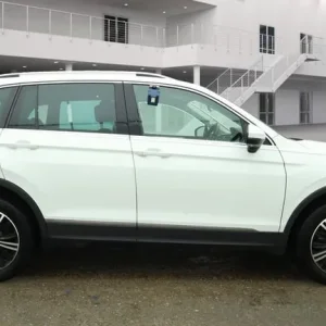 VOLKSWAGEN TIGUAN 2.0 TDI SE Navigation 2017 - Image 7
