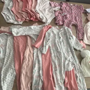 3-6 months baby clothes - Image 2