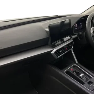 2021 SEAT Leon 5dr 1.0 eTSI EVO (110ps) FR DSG Hatchback HATCHBACK Petrol/Electric Hybrid Automatic - Image 2