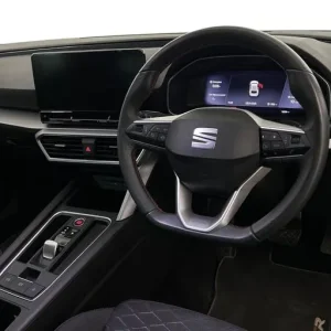 2021 SEAT Leon 5dr 1.0 eTSI EVO (110ps) FR DSG Hatchback HATCHBACK Petrol/Electric Hybrid Automatic - Image 6
