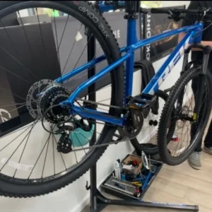 Trek Marlin 6 hardtail mountain bike - Image 3