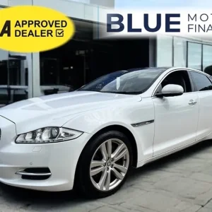 Jaguar SEDAN 5 LITRE - Image 2