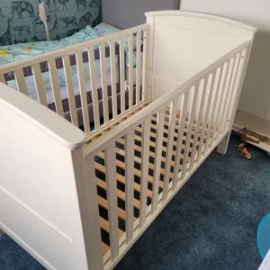 Silvercross cot bed - Image 5