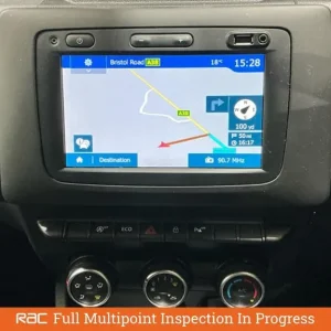 2018 Dacia Duster 1.6 SCe Comfort SUV 5dr Petrol Manual Euro 6 (s/s) (115 ps) Hatchback PETROL Ma... - Image 4