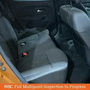 2018 Dacia Duster 1.6 SCe Comfort SUV 5dr Petrol Manual Euro 6 (s/s) (115 ps) Hatchback PETROL Ma... - Image 6