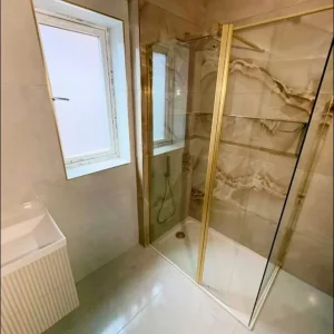 Professional builder, extension, brick work, painter, decorator.