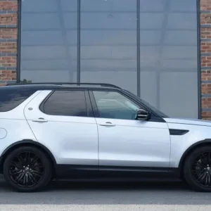 2020 70 LAND ROVER DISCOVERY 3.0 SD V6 HSE LUXURY SUV 5DR DIESEL AUTO 4WD EURO 6 - Image 6