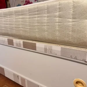 Single bed with sliding drawers for storage!! - Image 3