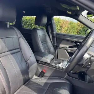 2020 Land Rover Range Rover Evoque R-DYNAMIC SE SUV Diesel Automatic - Image 8