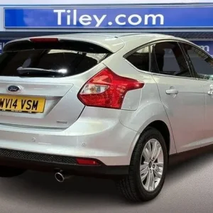2014 Ford Focus 1.6T EcoBoost Titanium Navigator Euro 5 (s/s) 5dr ESTATE Petrol Manual - Image 8