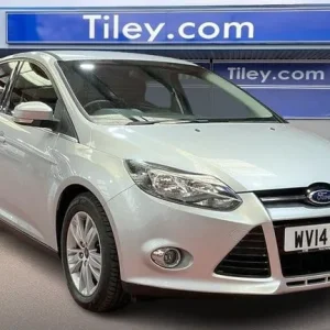 2014 Ford Focus 1.6T EcoBoost Titanium Navigator Euro 5 (s/s) 5dr ESTATE Petrol Manual