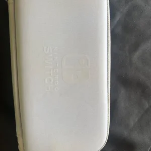 Nintendo switch lite - Image 4