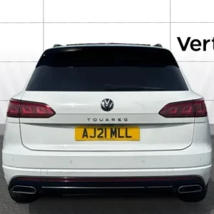 2021 Volkswagen Touareg 3.0 V6 TDI 4Motion Black Edition 5dr Tip Auto Diesel Estate Estate Diesel... - Image 6
