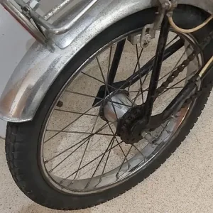 Raleigh Commando a blast from the past 1970s vintage bike needs a bit of love - Image 5