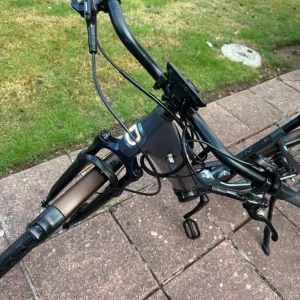 Giant daily tour e+ electric bike excellent condition - Image 3