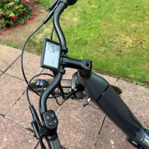 Giant daily tour e+ electric bike excellent condition - Image 4