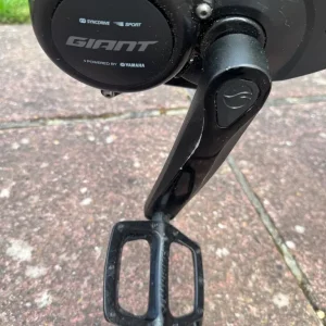 Giant daily tour e+ electric bike excellent condition - Image 6