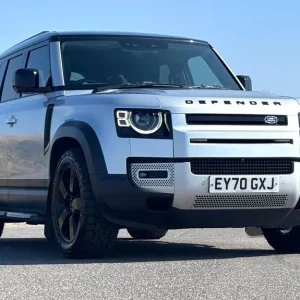 2020 Land Rover Defender 110 2.0 SD4 First Edition Auto 4WD Euro 6 (s/s) 5dr ESTATE Diesel Automatic - Image 4