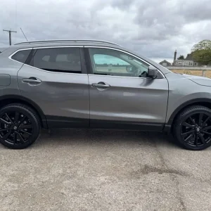 2016 Nissan Qashqai 1.5 Qashqai Tekna dCi 5dr SUV Diesel Manual - Image 5