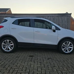Vauxhall, MOKKA X, Hatchback, 2017, Manual, 1364 (cc), 5 doors - Image 2