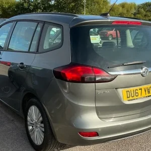 2017 Vauxhall Zafira 1.4T Design 5dr with 7 seats - Image 2