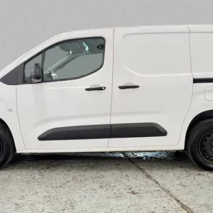2020 Peugeot Partner 1000 1.5 BlueHDi Diesel Manual Van - Image 4