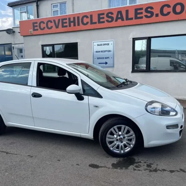 2017 Fiat Punto 1.2 Punto Pop+ 5dr Hatchback Petrol Manual